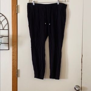 Black soft pant!
